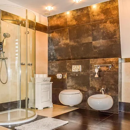 3 Bedroom Amazing In Golczewo Holiday home